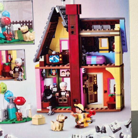 NEW Lego Disney Pixar UP House Building Set Toy with Balloons Movie Kit 43217 Br - Picture 7 of 16